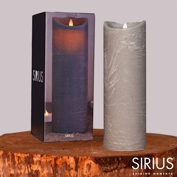 Sirius Sara bloklys Ø 10 x 30 cm, grå og med bevægelig flamme 60023